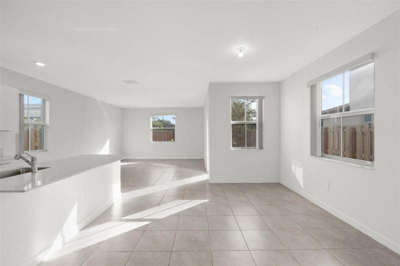 3 bedroom SingleFamilyResidence at 2441 NW 131st Circle 2441, Golf Ests 1st Addn, Miami — photo 5