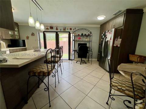 3610 SW 113th Pl, Miami FL - photo 6 of 49