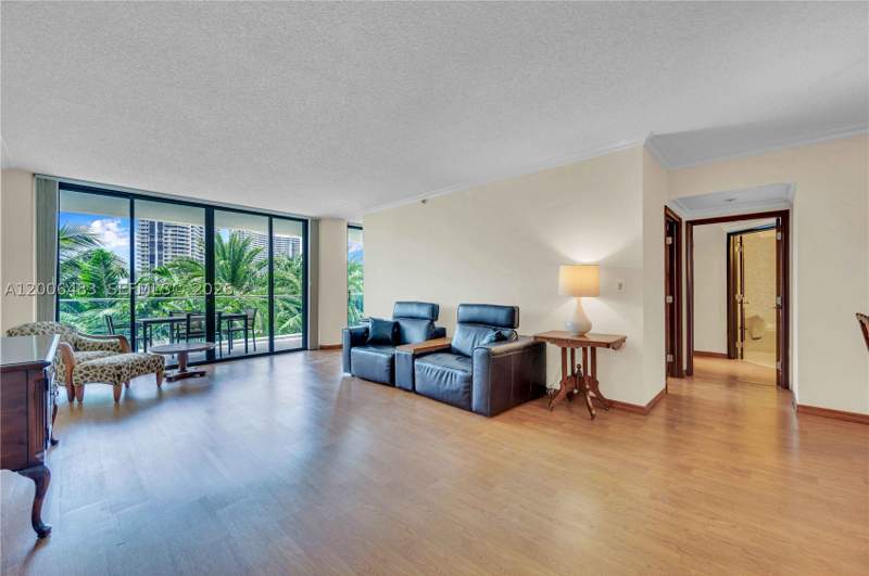 2 bedroom Condominium at 2800 Island Blvd 603, 2800 Isl Blvd Williams Is, Aventura — photo 3