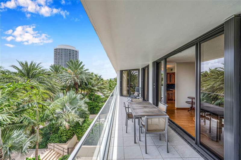2 bedroom Condominium at 2800 Island Blvd 603, 2800 Isl Blvd Williams Is, Aventura — photo 4