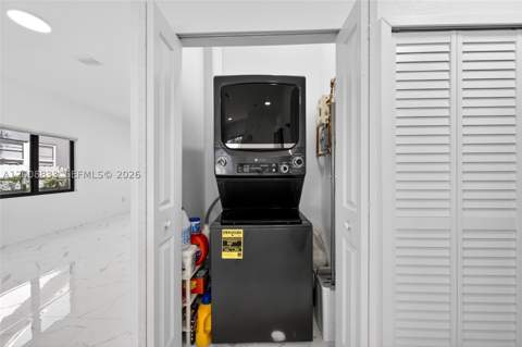 1864 NW 84th St, Miami FL - photo 19 of 34