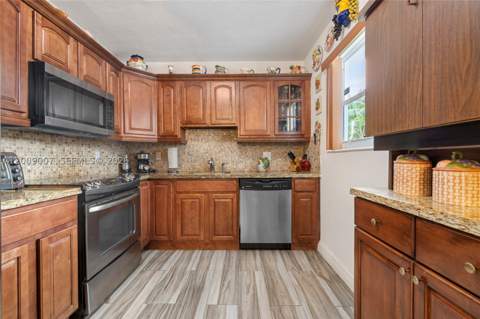 7840 SW 67th Ave, South Miami FL - photo 24 of 43