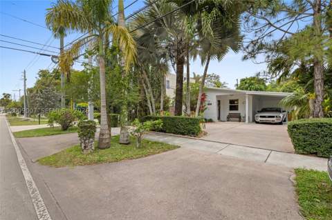 7840 SW 67th Ave, South Miami FL - photo 7 of 43