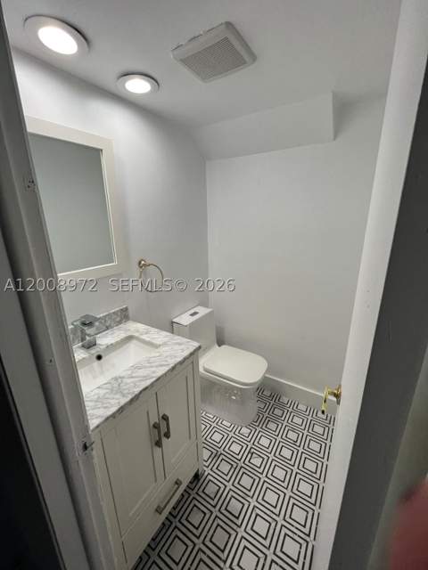 9704 NW 6th Ter 9704, Miami FL - photo 15 of 19