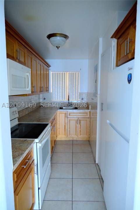 650 NE 149th St 505F, Miami FL - photo 7 of 13