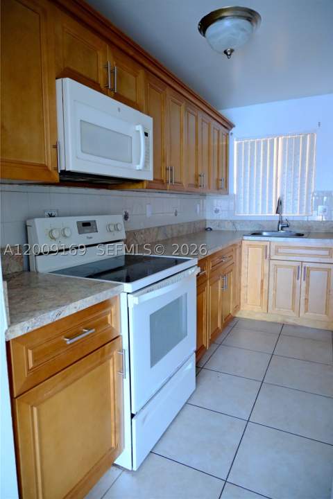 650 NE 149th St 505F, Miami FL - photo 8 of 13