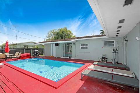 1762 NW 8th Ave, Homestead FL - photo 8 of 24