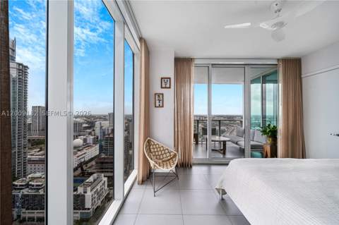 1040 Biscayne Blvd 3607, Miami FL - photo 10 of 35