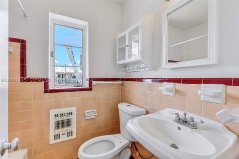 7407 Byron Ave 3, Miami Beach FL - photo 20 of 30