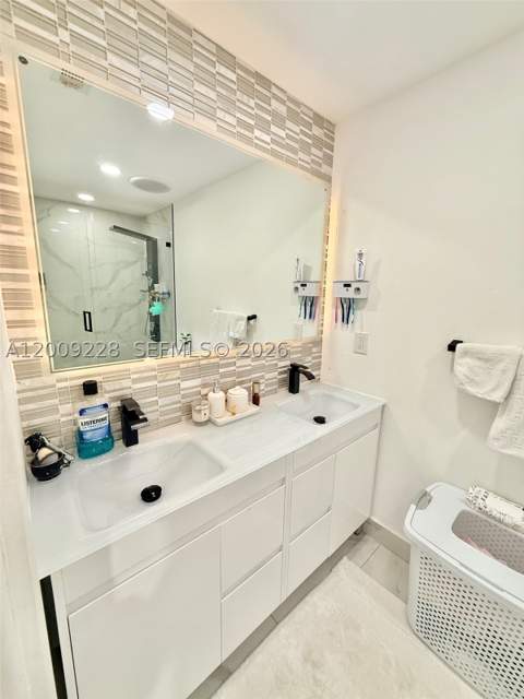 11216 SW 166th Ter, Miami FL - photo 13 of 20