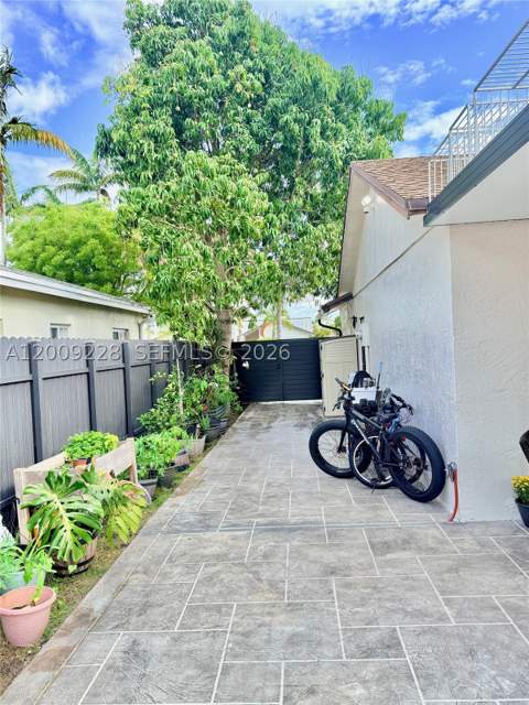 11216 SW 166th Ter, Miami FL - photo 18 of 20