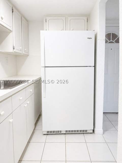 1300 W 47th Pl 218A, Hialeah FL - photo 7 of 19