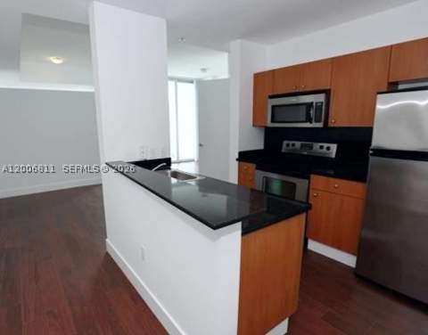 2200 NE 4th Ave 803, Miami FL - photo 7 of 27