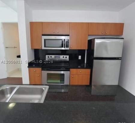 2200 NE 4th Ave 803, Miami FL - photo 9 of 27