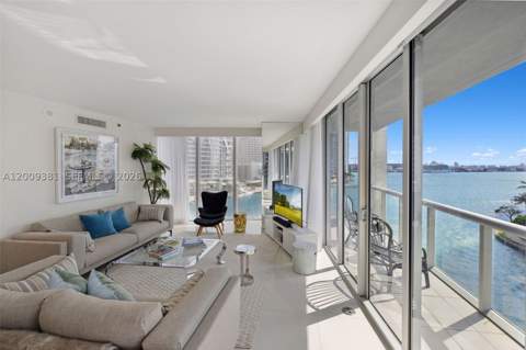 465 Brickell Ave 701, Miami FL - photo 10 of 78