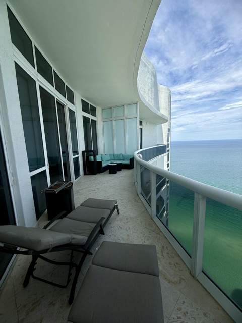 15811 Collins Avenue Ph4307, Sunny Isles Beach FL - photo 11 of 28