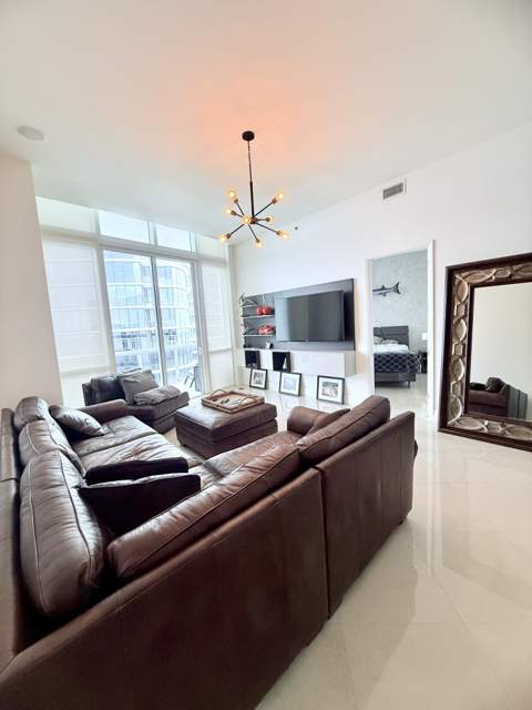15811 Collins Avenue Ph4307, Sunny Isles Beach FL - photo 13 of 28