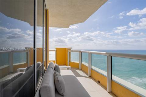 17875 Collins Ave 3906, Sunny Isles Beach FL - photo 11 of 34