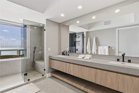 17875 Collins Ave 3906, Sunny Isles Beach FL - photo 16 of 34