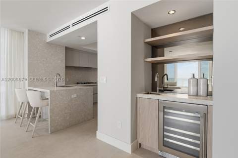 17875 Collins Ave 3906, Sunny Isles Beach FL - photo 6 of 34