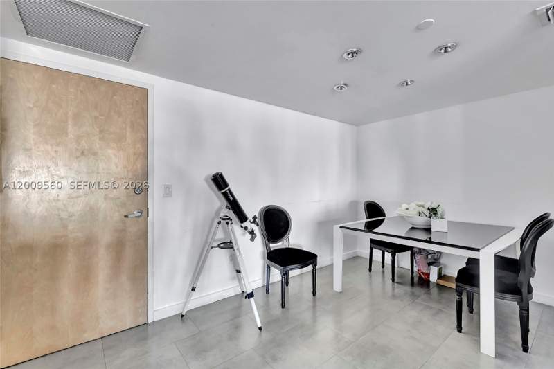 2 bedroom Condominium at 350 S Miami Ave 1703, Wind Condo, Miami — photo 5