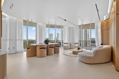 4100 Island Blvd 904, Aventura FL - photo 8 of 62