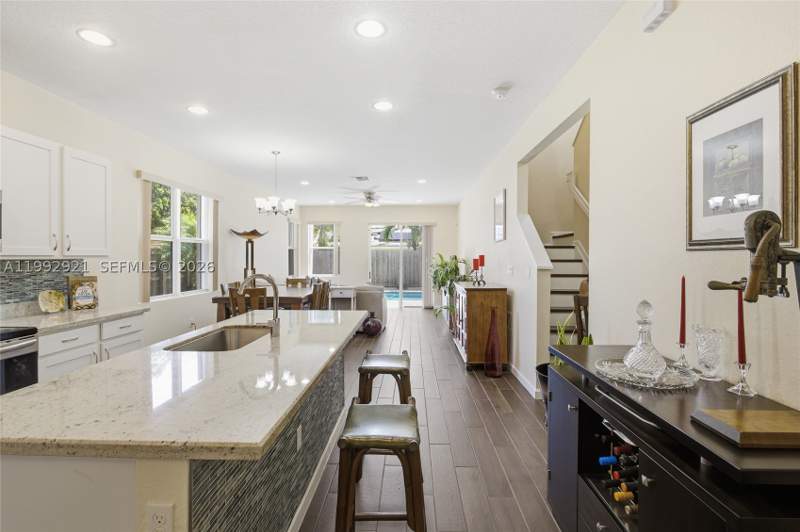 5 bedroom SingleFamilyResidence at 27603 SW 133rd Ave, A.H. At Turnpike South Fi, Homestead — photo 5