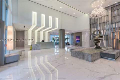 17111 Biscayne Blvd 909, North Miami Beach FL - photo 20 of 93
