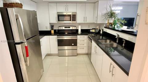 17375 Collins Ave 1006, Sunny Isles Beach FL - photo 6 of 47