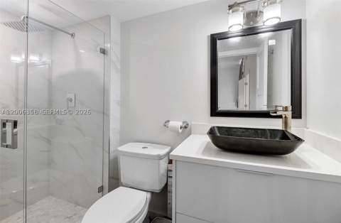 100 bayview dr Ph31, Sunny Isles Beach FL - photo 7 of 13