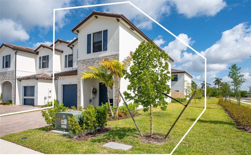 3 bedroom Townhouse at 13311 SW 233rd Ter, Siena Reserve, Homestead — photo 2
