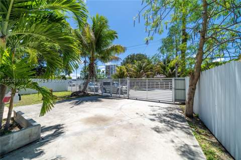 235 NW 59th St, Miami FL - photo 16 of 39