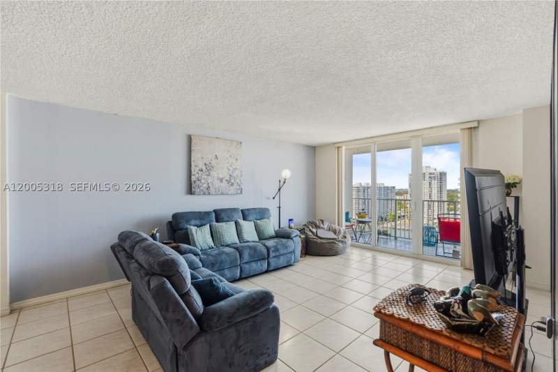 2 bedroom Condominium at 2851 NE 183rd St 2012E, Admirals Port, Aventura — photo 4