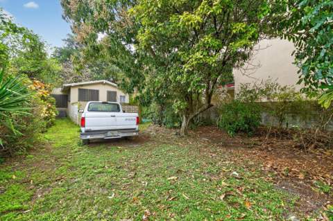 975 SW 37th Avenue, Miami FL - photo 16 of 18