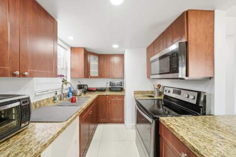 1221 SW 122nd Avenue 401, Miami FL - photo 11 of 25