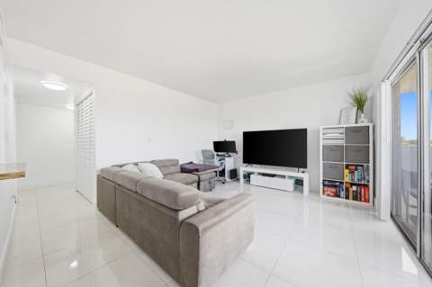 1221 SW 122nd Avenue 401, Miami FL - photo 6 of 25