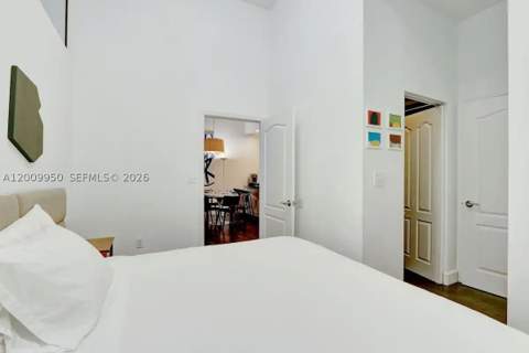 1200 Brickell Bay Dr 1404, Miami FL - photo 22 of 31