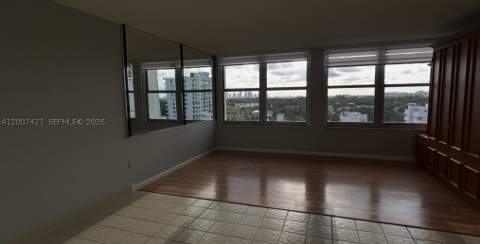 2899 Collins Ave 1040, Miami Beach FL - photo 6 of 22