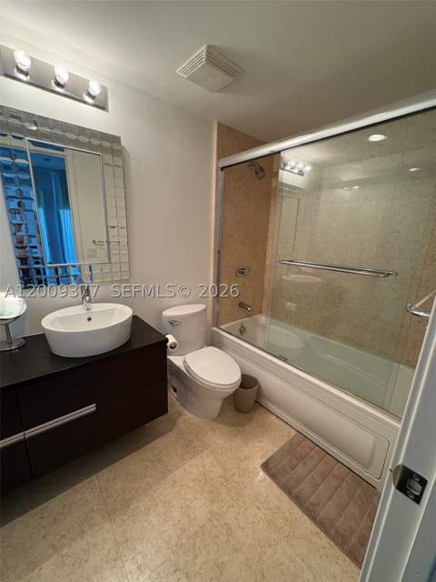 5875 Collins Ave 708, Miami Beach FL - photo 13 of 32