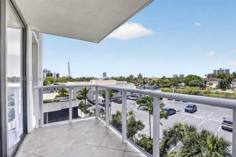 2 bedroom Condominium at 3675 N Country Club Dr 410, Aventura Eldorado Condo, Aventura — photo 5