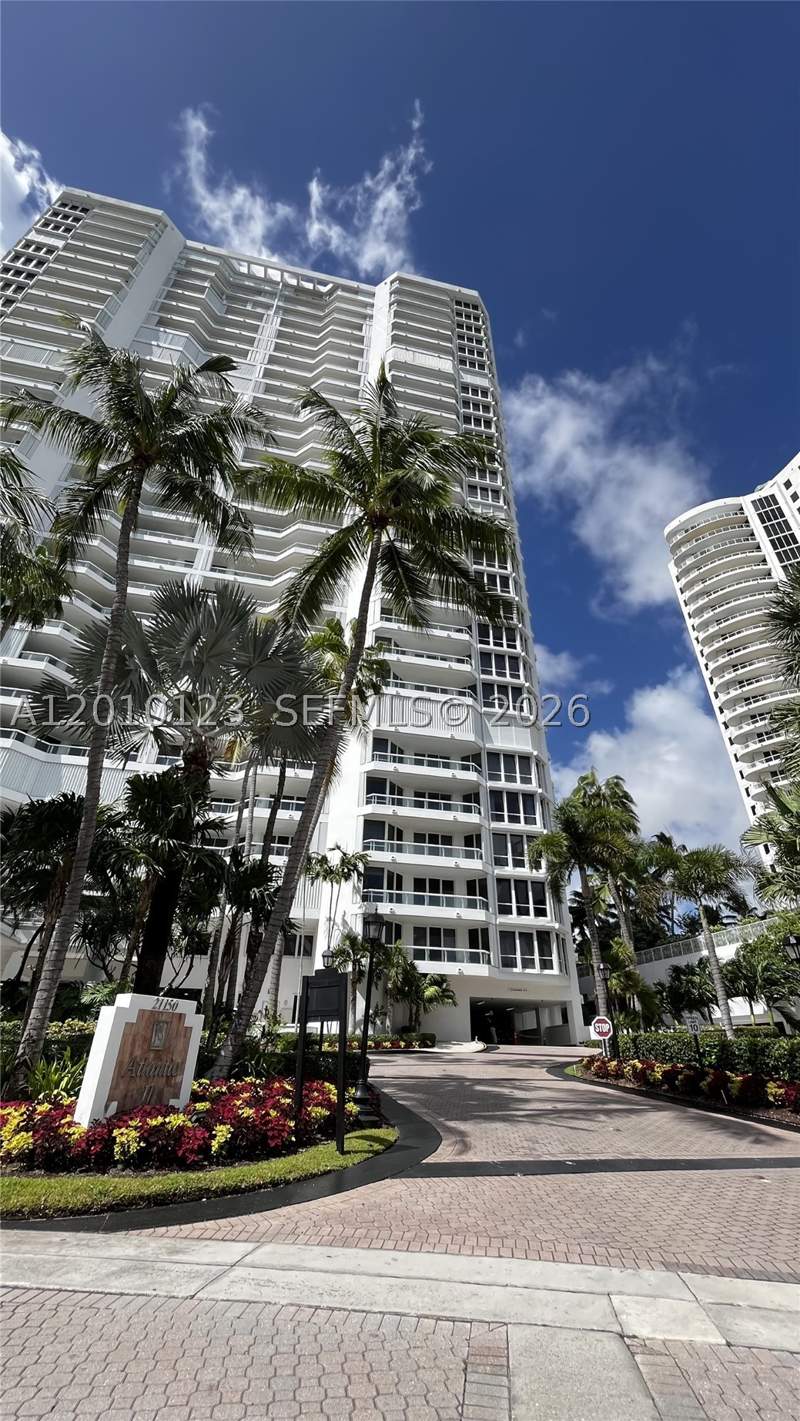 2 bedroom Condominium at 21150 Point Pl 1202, Atlantic II At The Point, Aventura — photo 2