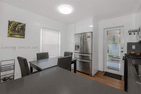 367 E 46th St, Hialeah FL - photo 7 of 27