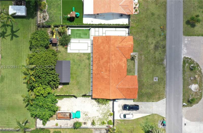 4 bedroom SingleFamilyResidence at 18781 SW 294th Ter, Amend Plat Of Redavo Esta, Homestead — photo 3
