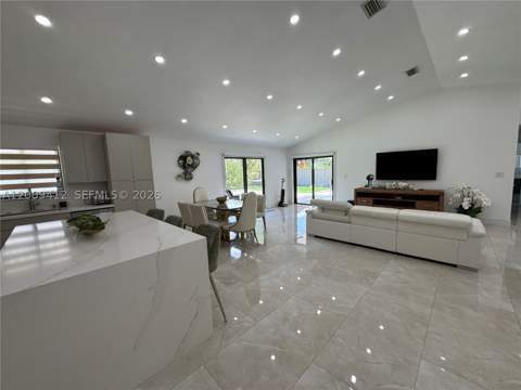 18781 SW 294th Ter, Homestead FL - photo 7 of 44