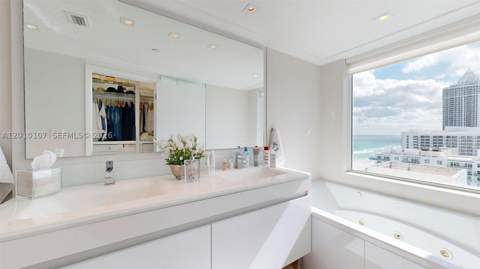 5025 Collins Ave 2206, Miami Beach FL - photo 15 of 95