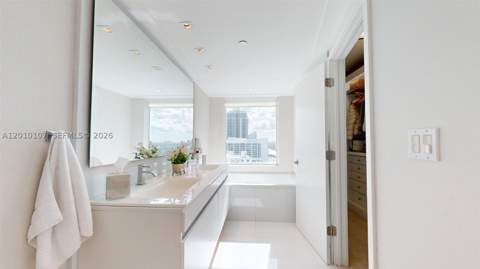 5025 Collins Ave 2206, Miami Beach FL - photo 19 of 95