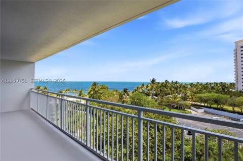 605 Ocean Dr 7L, Key Biscayne FL - photo 6 of 38