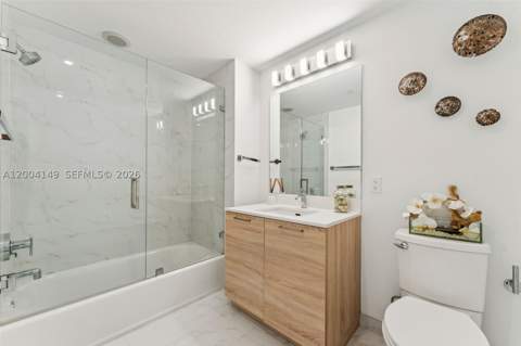 16385 Biscayne Blvd 3001, North Miami Beach FL - photo 18 of 46