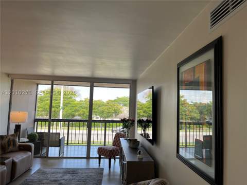 10525 SW 112th Ave 314, Miami FL - photo 12 of 54