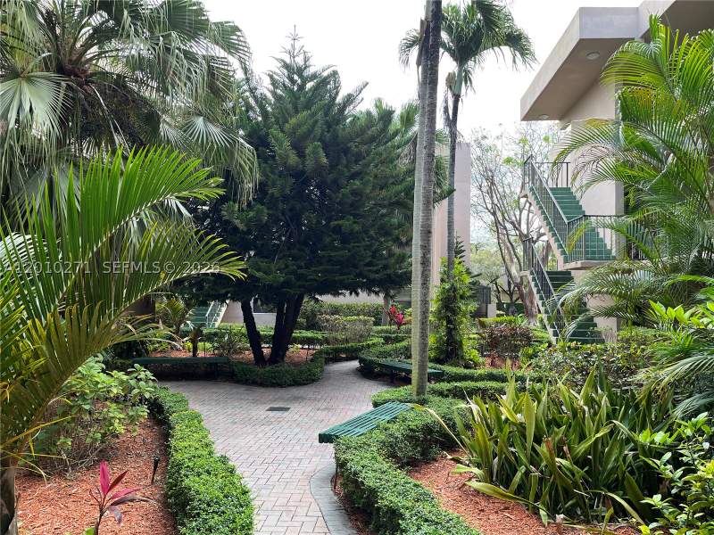 1 bedroom Condominium at 10525 SW 112th Ave 314, Garden Of Kendall Condo N, Miami — photo 4